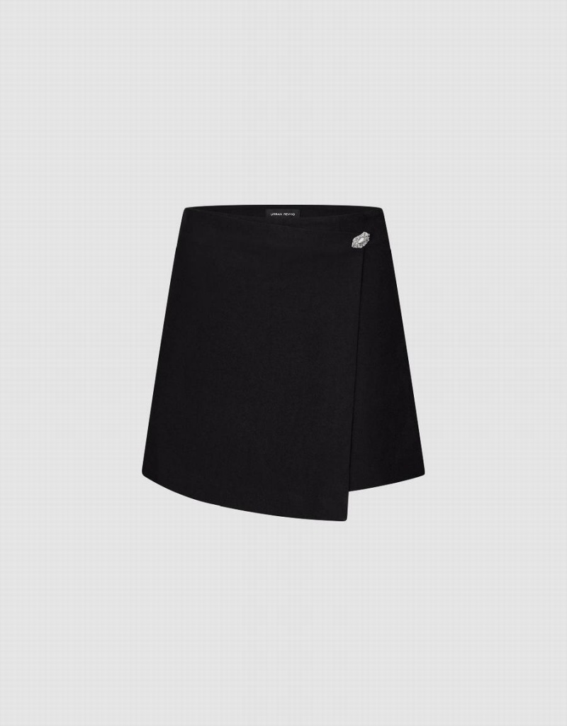 Urban Revivo Glamor Regular Skort Kadın Şort Siyah | CPZ5423XV