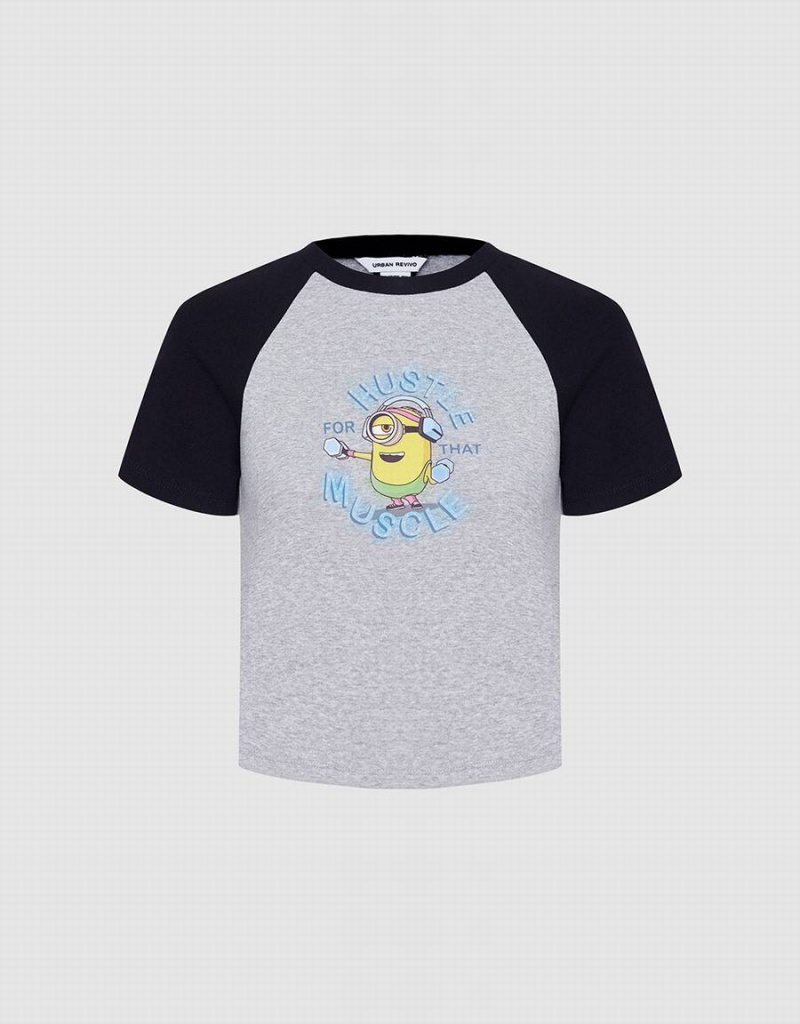 Urban Revivo Minions Raglan Kadın Tişört Gri | DTS1883YU