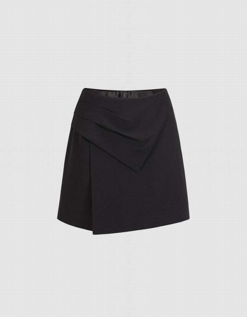 Urban Revivo Ruched Front Plain Skort Kadın Şort Siyah | UKF8177RZ