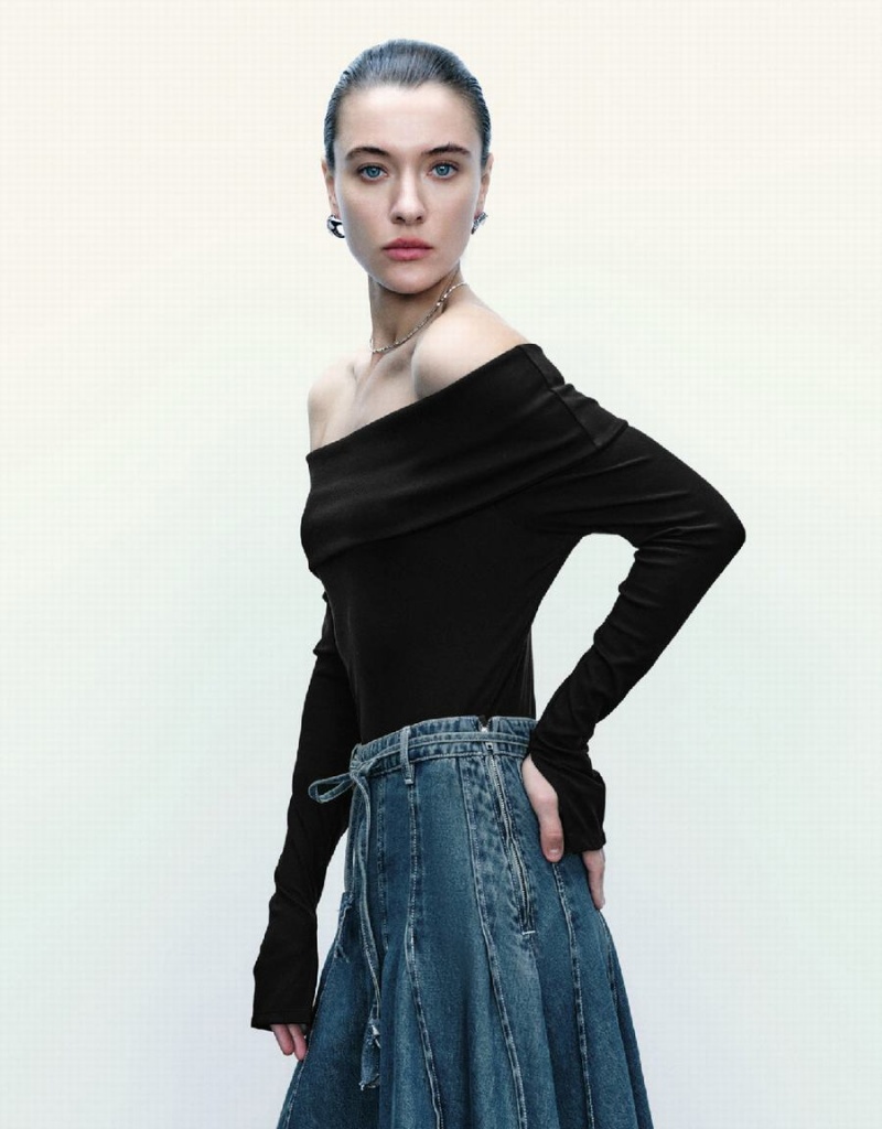 Urban Revivo Örme Off-Shoulder Sıska Kadın Tişört Siyah | OGB7255QV